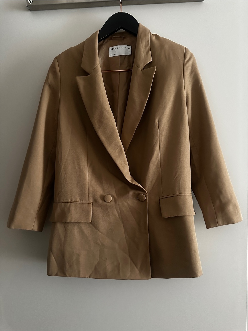 Oversized double-breasted blazer in Camel. Size 0/XS